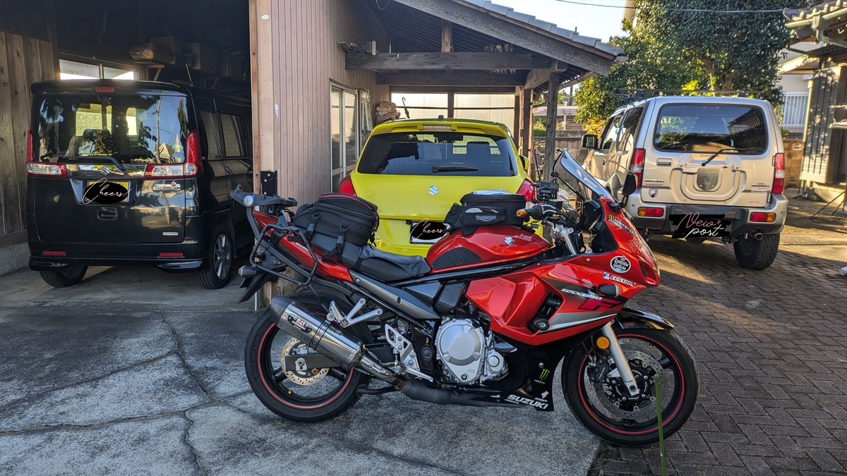 polder100's tweet photo. 久しぶりに勢揃いした我が家の《SUZUKI》達🚙🚗🏍️
#SUZUKI
#GSX650F
#JB43W
#ZC32S
#スペーシア
#MK32S https://t.co/hQp9DPz3EP