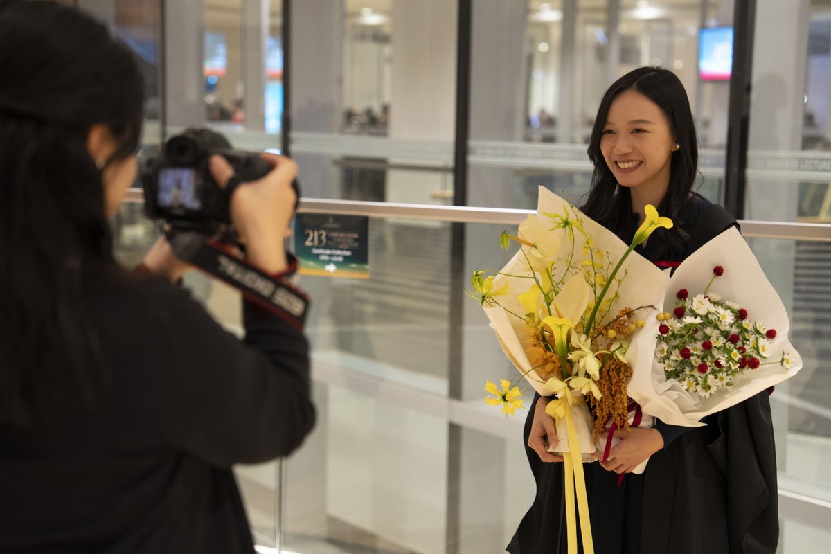 Congratulations to all our graduates who were awarded their degrees at the 213th Congregation!

For more: hkumed.hk/s1m