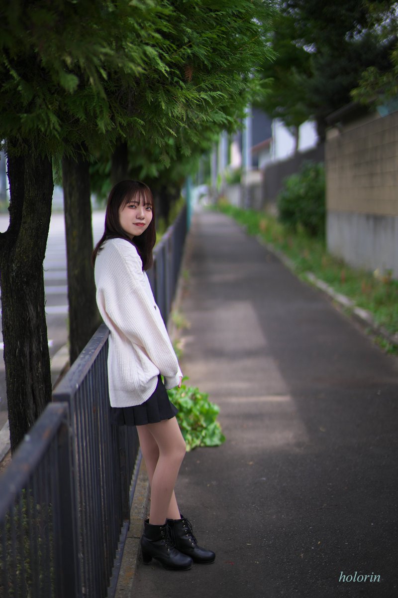 HolorinHikaru's tweet photo. 9/28 るな @o7qlv_r さん、#キミマチ撮影会 から(8)
裏路地
(左)#α7IV #ILCE7M4 #NOKTON50mmF1 (#NOKTON50mmF1Aspherical) #NOKTON50F1 #ノクトン50mmF1 #COSINA #コシナ #HVLF28RM
(右)#EOSRT(EOS RT) #EF40mm(EF40mmF2.8STM) #EF40 #SUPERIAPREMIUM400 https://t.co/0uQUlC5qWx