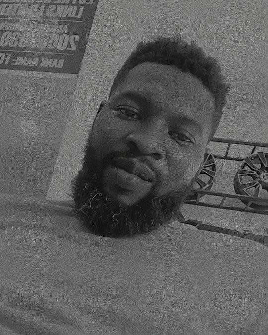 GeneralRuud's tweet image. Hello December, please be good, 
Happy New Month Guys And Merry Christmas ❤️