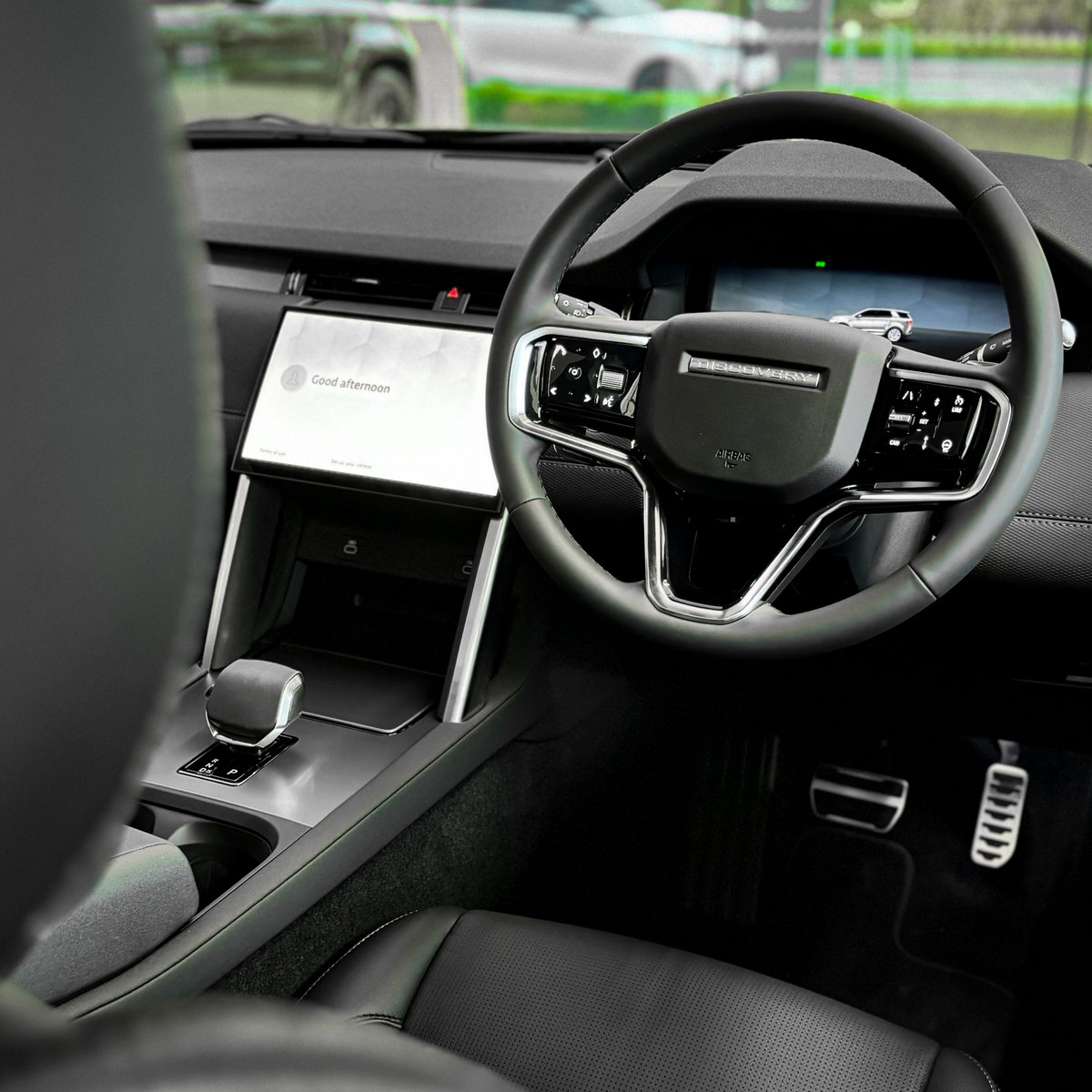 Barretts Land Rover tweet media