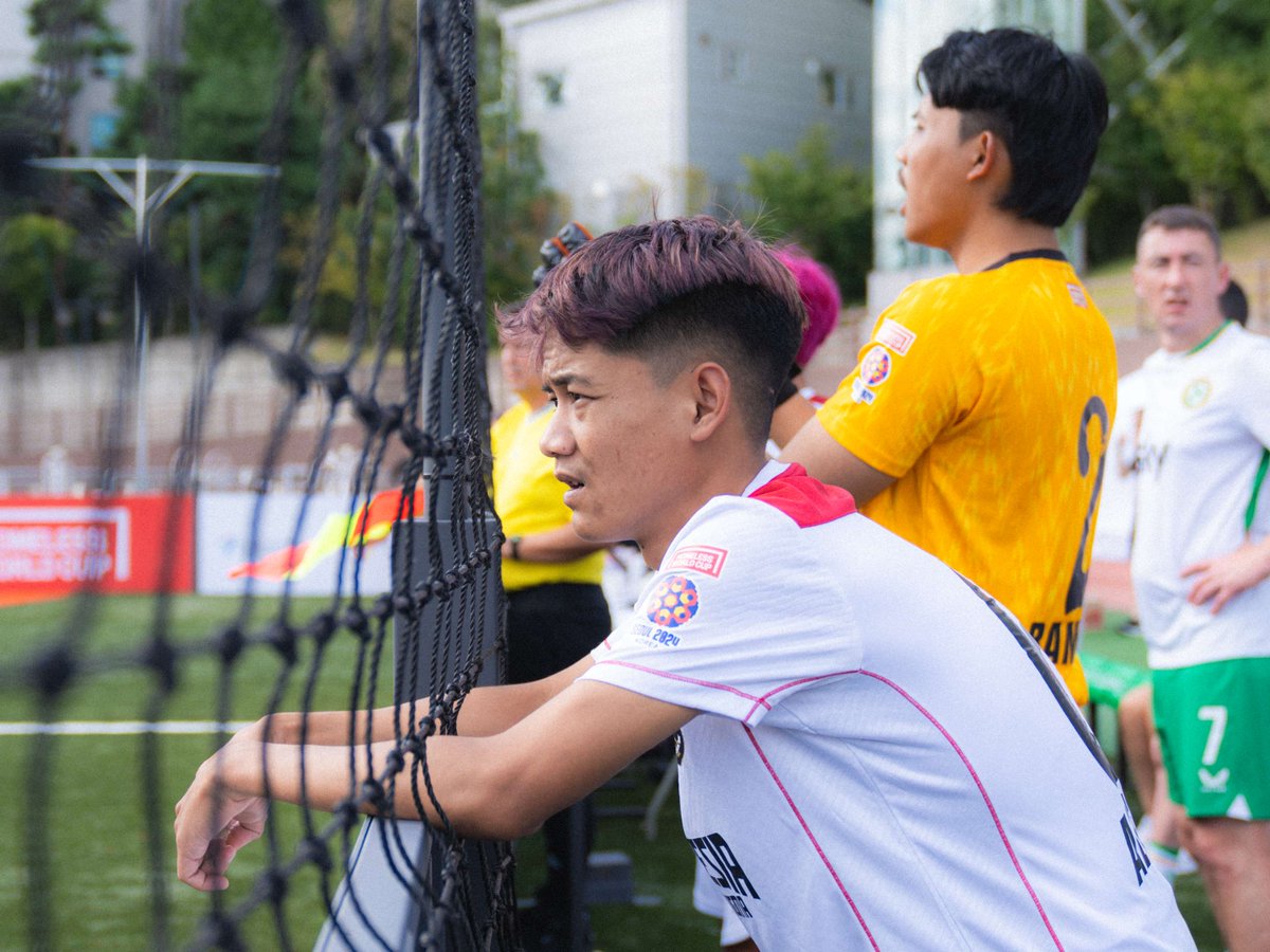 "I want people to know that those living with HIV are no different from anyone else. We have the same rights to dream and achieve our goals.” 

Algin shares his experience on battling stigma &amp; performing for his country on the global stage.

ow.ly/Bn6A50UhuRv

#WorldAIDSDay