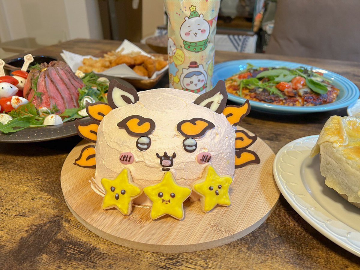 mumimuuun's tweet photo. 去年のクリスマスケーキ見て https://t.co/rYULEhck8i