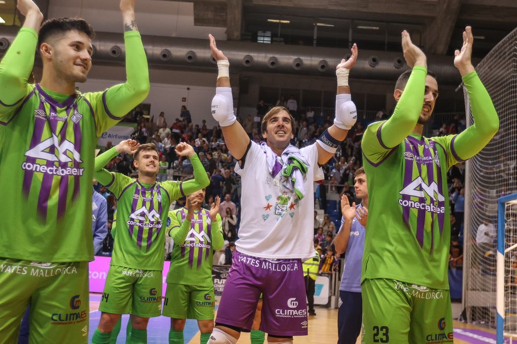 PalmaFutsal's tweet photo. โ๏ธ ๐
๐๐ฅ๐ข๐ณ ๐๐จ๐ฆ๐ข๐ง๐ ๐จ
#AlaFinalFour
#UEFAFutsalChampionsLeague https://t.co/jAiMsnshPg