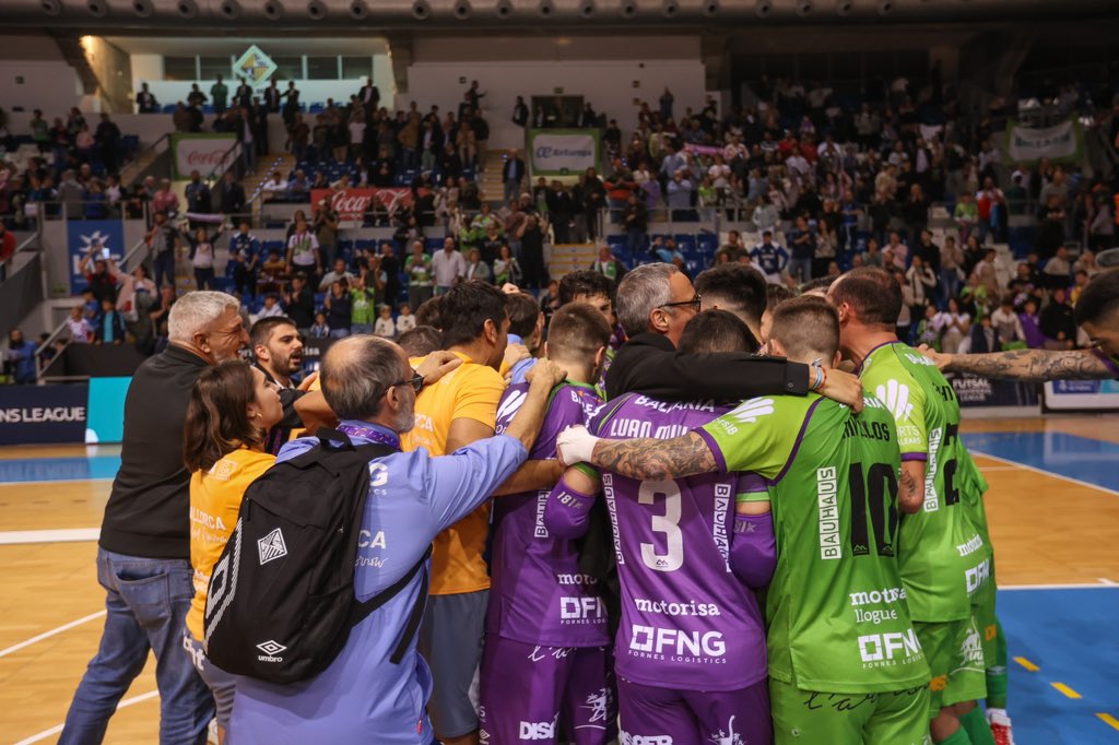 PalmaFutsal's tweet photo. โ๏ธ ๐
๐๐ฅ๐ข๐ณ ๐๐จ๐ฆ๐ข๐ง๐ ๐จ
#AlaFinalFour
#UEFAFutsalChampionsLeague https://t.co/jAiMsnshPg