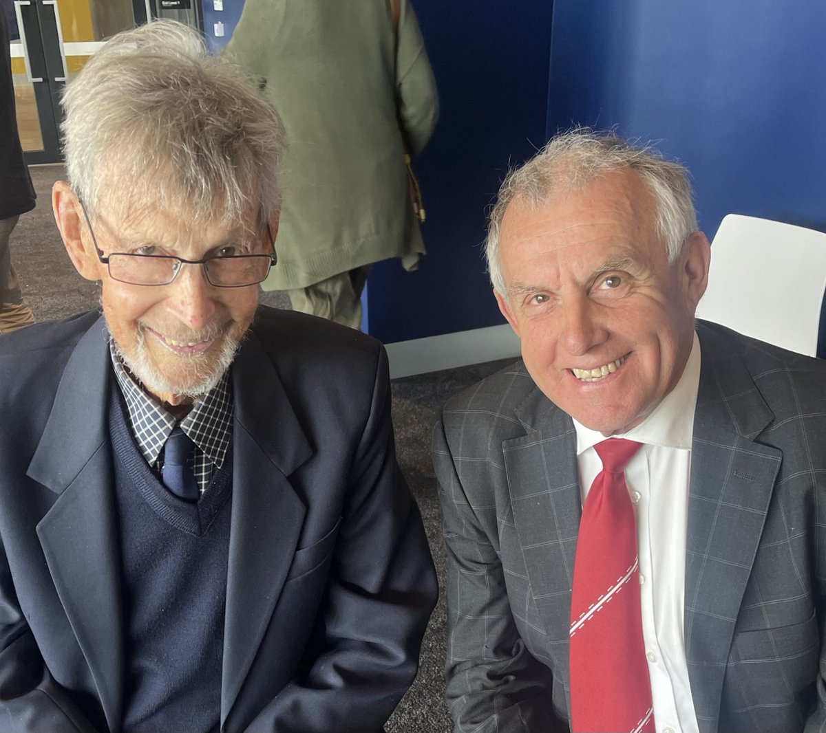 ratherbeatlunch's tweet photo. Vale #IanRedpath We remember Ian @thefootyalmanac with Rob Cameron's lovely story from about a month ago.

https://t.co/rhfbKhhVqj https://t.co/tRqc57xVSe