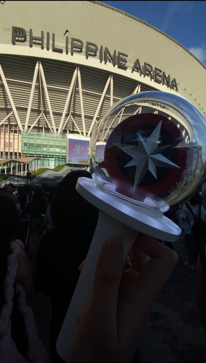 Wtr nachimbong ph

Rental fee: ₱500

Can meet-up and sdd

Straykids skz skzoo