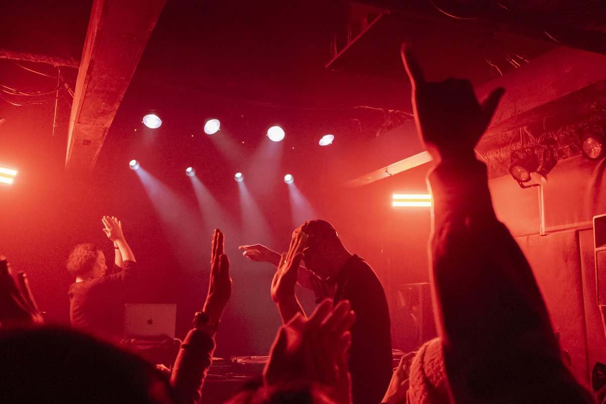 THA BLUE HERB    
2024.11.30 福岡 Kieth Flack
PHOTO BY asoshing