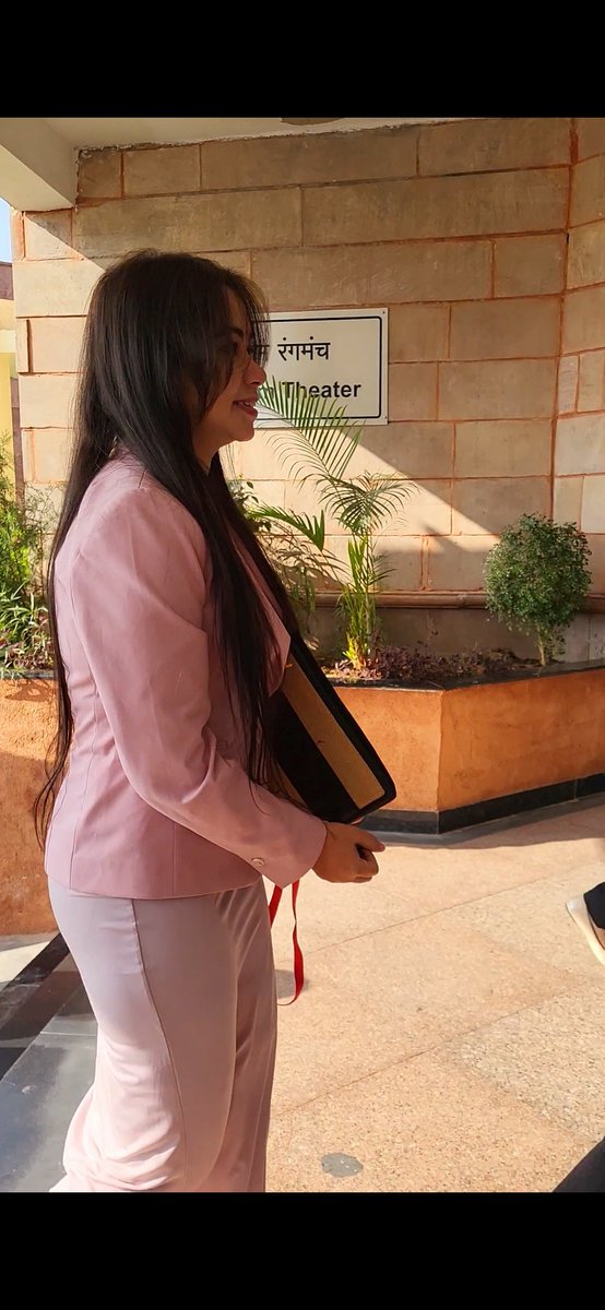 The wait is over! Ms. Purvi Roy has arrived at #TEDxNIFTJodhpur, and the countdown to inspiration begins.

 #PurviRoy #Inspiration #TEDx