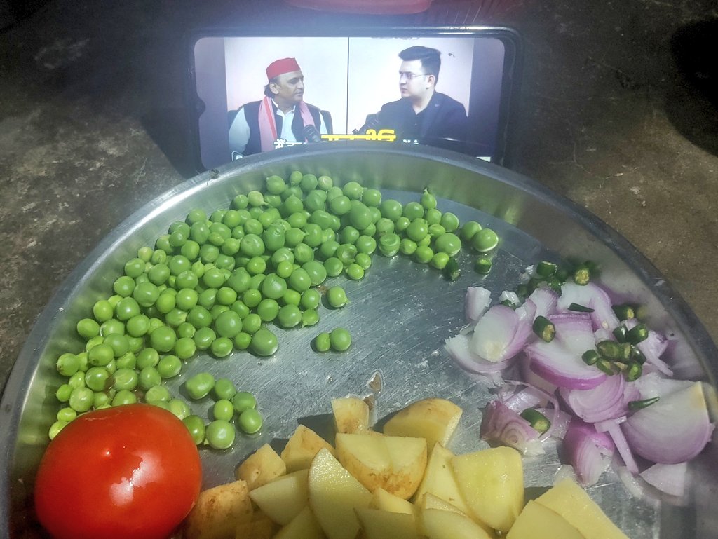 सबका ध्यान क्रिकेट पर लेकिन उत्तर प्रदेश में up si  और टीचर की वैकेंसी नहीं आ रही है 
लेकिन कोई मुद्दा नहीं। उठा रहा है 
 हम लोग कब तक मटर छिलेंगे भाई 
लोग आवाज बुलंद करिए 
🙏 
#YOGIJI_CALENDAR_DO
#UP_POLICE_NEW_VACANCY
#UPSI_NEW_VACANCY 
<a href="/upprpb/">Uttar Pradesh Police Recruitment & Promotion Board</a> <a href="/myogiadityanath/">Yogi Adityanath</a> <a href="/CMOfficeUP/">CM Office, GoUP</a>