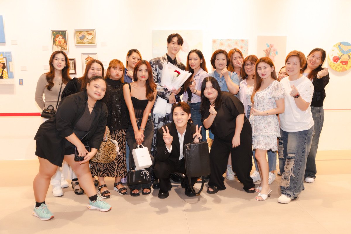 MMonsters25's tweet photo. [FANS MOMENT]❤️🇰🇷❤️ 

KIM BYUNGSEOK AT EM DISTRICT OF "CELEBRATE 1ST ANNIVERSARY WITH #EMFASHIONICON  PARTY 🎉"

#monsters25 #kimbyungseok #schedule #emdistrict #emsphere #party #anniversary #ksterentertainment #internationalartists #mslon #fandom #bl https://t.co/Tqj4l63UPD
