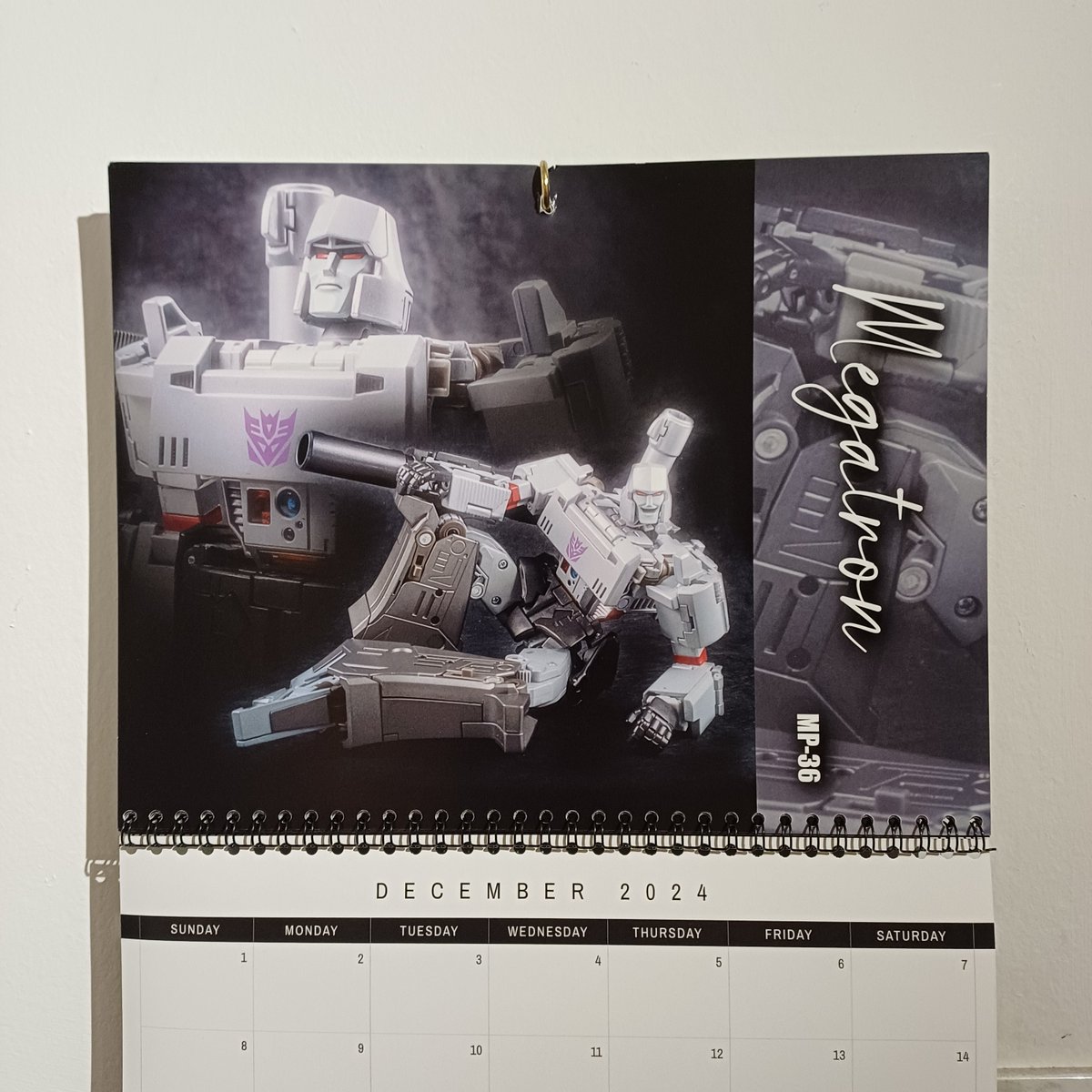 Kureigu8's tweet image. It's Megatron month in the @chchchch1tf pin up calander #Transformers #Calander #Megatron