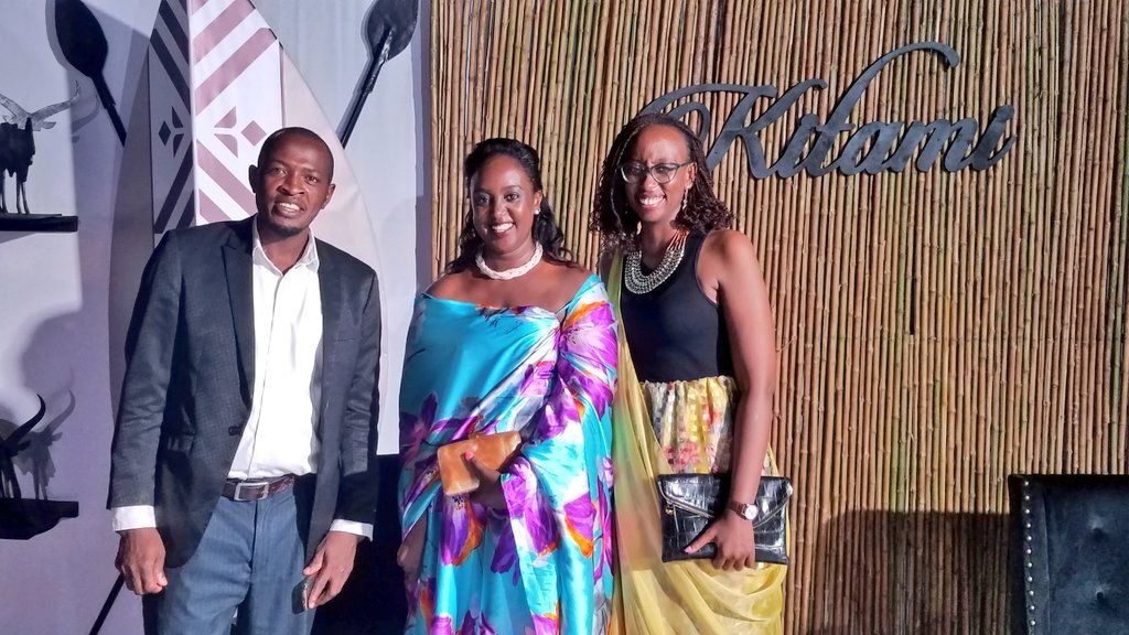 AfricanNkaheza's tweet image. Happy marriage our siss #kitami