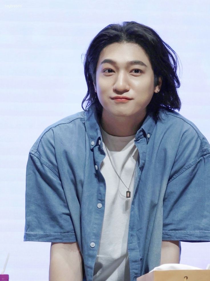 Selain matanya yg berbinar binar, suka banget sama aegyo sal sungjin