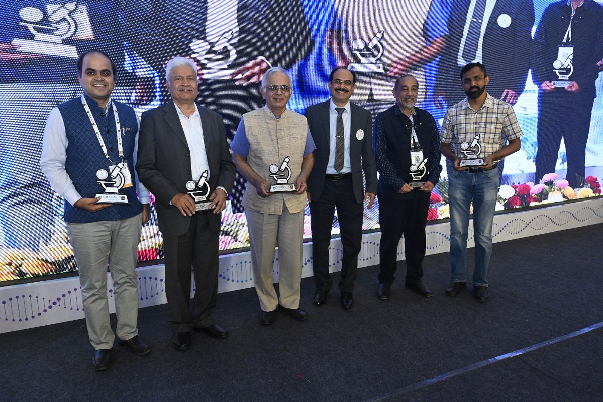 #Microcon2024 at Pune was great to share the learnings made through SARS-CoV-2 and Dengue clinical and community Genomic Surveillance, public health decision making and strengthening future #PandemicPreparedness. Let's be vigilant &amp; move towards #MicroGenomics. <a href="/IGIBSocial/">CSIR-IGIB</a>