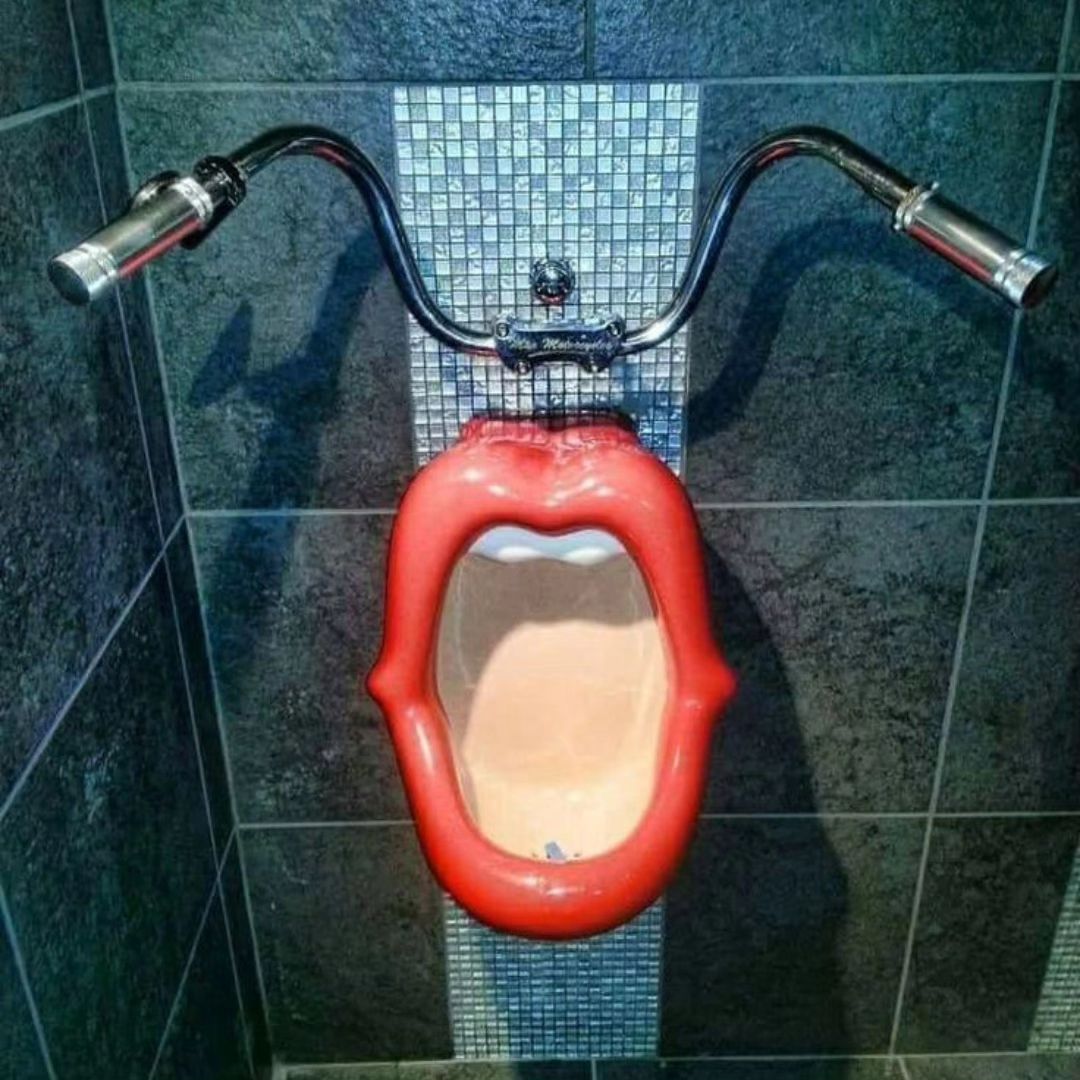 Muth mar liya💀

  #meme  #memepage