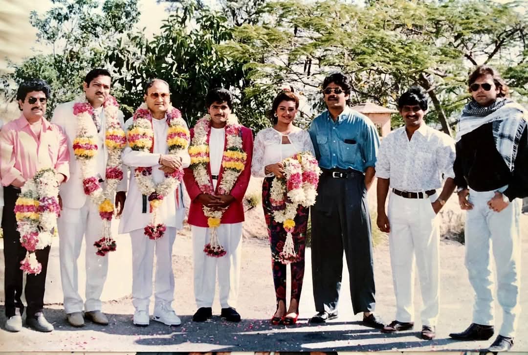 MMRameswar's tweet image. యమలీల సినిమా ప్రారొభోత్సంలొ 

@iamnagarjuna #indraja #Ali #SVKrishnareddy
#NagarjunaAkkineni #Nagarjuna