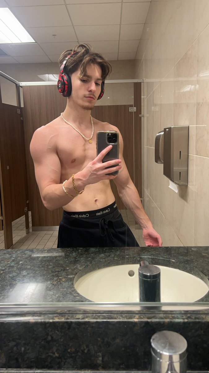 H1ghSky1 tweet media