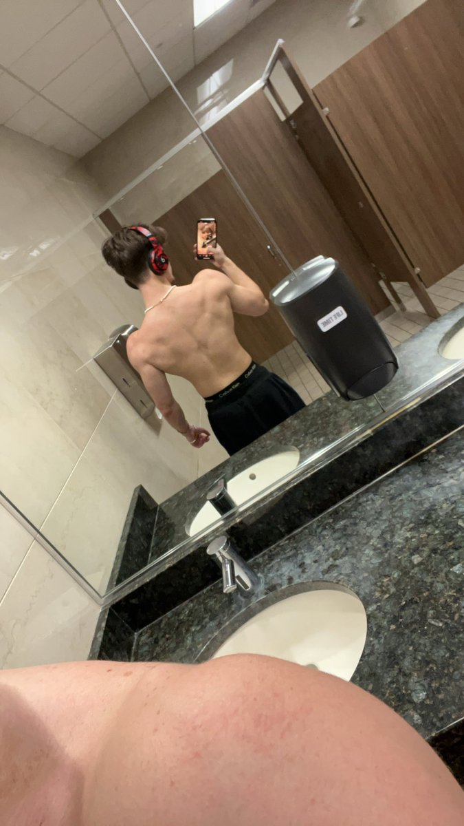 H1ghSky1 tweet media