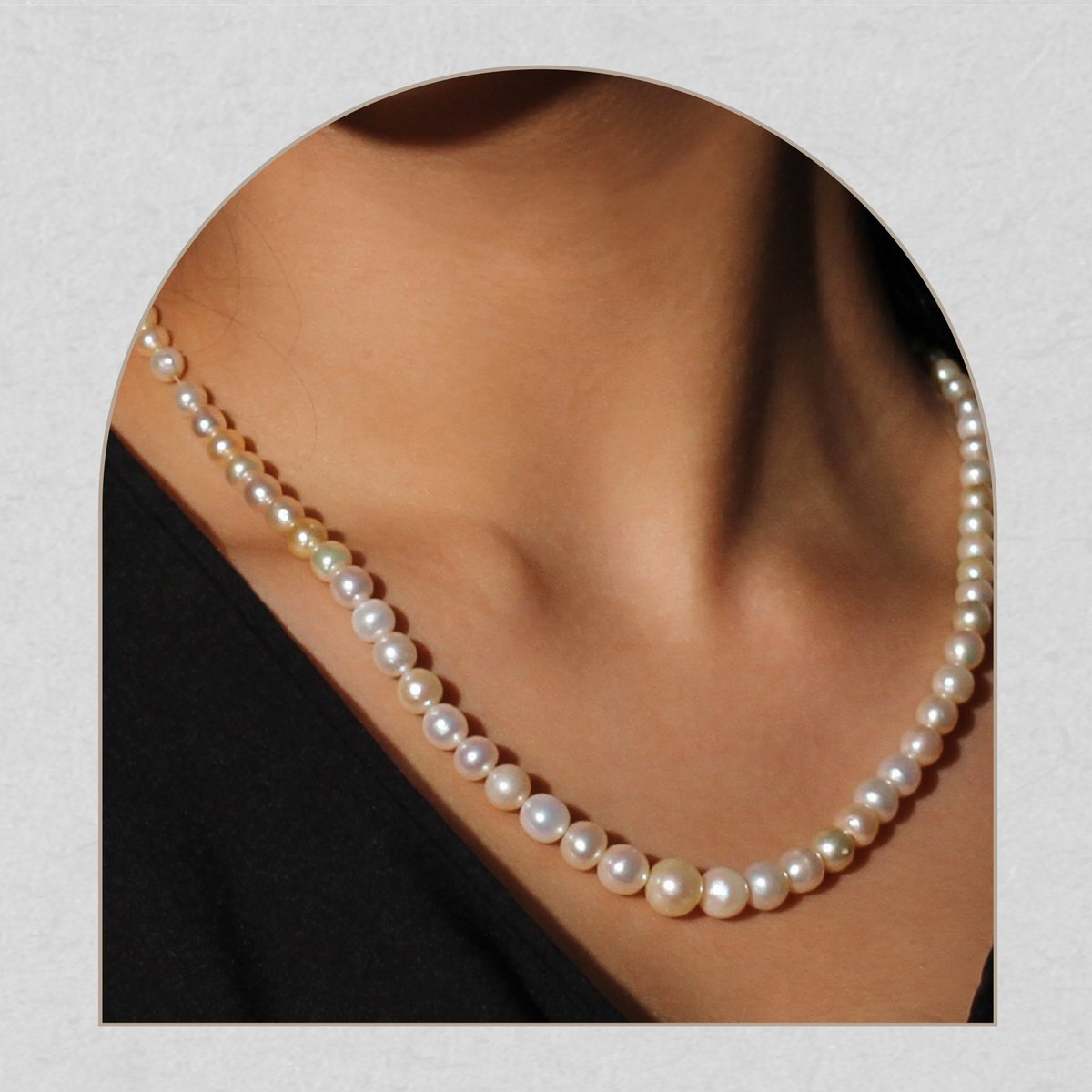 mannaijewellery's tweet photo. كل عام والمرأة البحرينية تتلألأ بإنجازاتها🇧🇭❤️

#يوم_المرأة_البحرينية 
#مجوهرات_المناعي #البحرين https://t.co/oMk9Bly38h