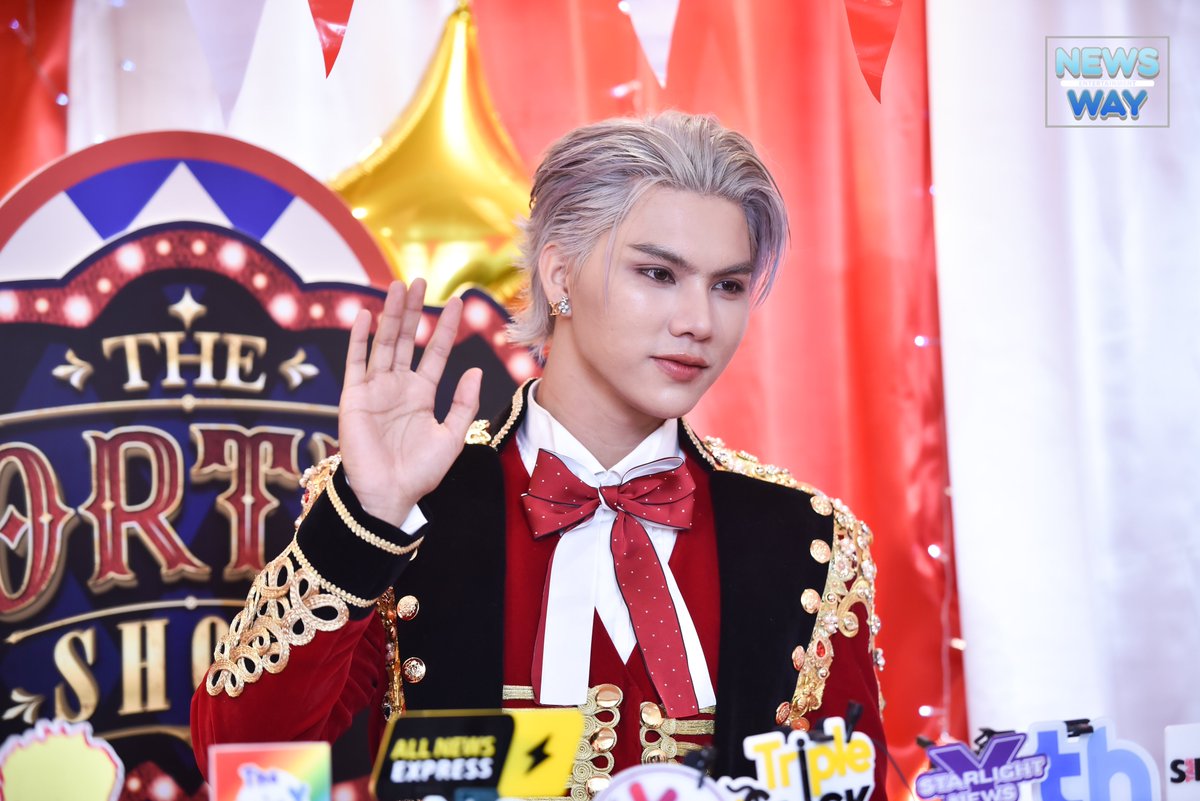 newsway_ent's tweet image. บรรยากาศช่วงสัมภาษณ์ “ฟอร์ด ฐิติพงศ์&quot; ในงาน 𝗧𝗛𝗘 𝗙𝗢𝗥𝗧𝗘𝗦 𝗦𝗛𝗢𝗪 𝗣𝗥𝗘𝗦𝗘𝗡𝗧𝗘𝗗 𝗕𝗬 𝗧𝗥𝗢𝗙𝗜 กับความสนุกที่จะเกิดขึ้นในงานนี้ แฟนๆเตรียมรอชมความสุดแสนจะเท่ได้เลย ✨

#TheFortesShow
#FortFTS #ComeFortZon #BabyFeat
#TROFICREATED #TROFI