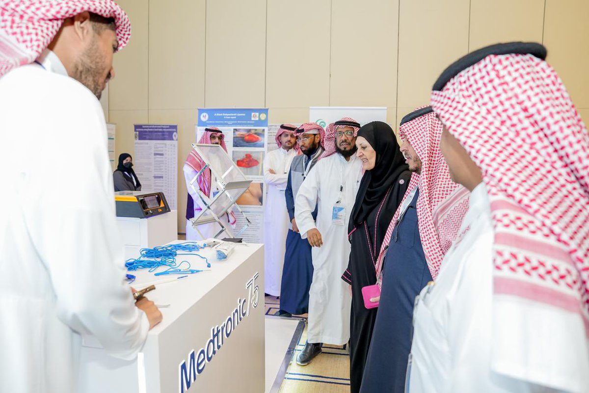 SaudiSBES's tweet image. افتتاح صاحبة السمو الملكي الاميرة هيفاء الفيصل للمعرض المصاحب للمؤتمر
#SSBES_2024
@zahra_ksa