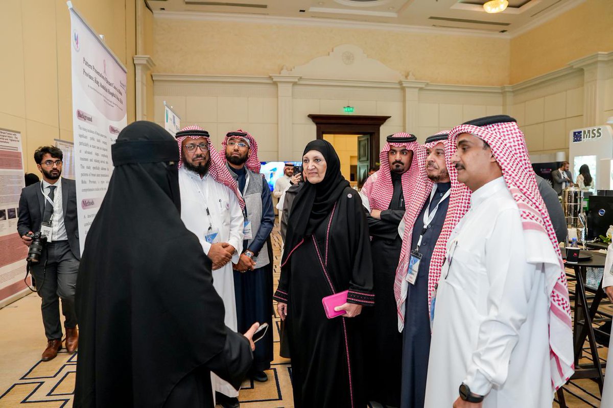 SaudiSBES's tweet image. افتتاح صاحبة السمو الملكي الاميرة هيفاء الفيصل للمعرض المصاحب للمؤتمر
#SSBES_2024
@zahra_ksa