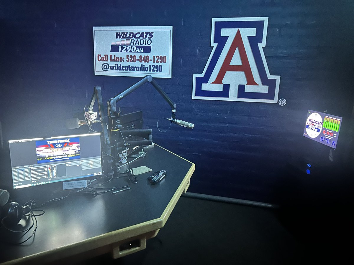 Wildcats1290's tweet photo. 4 straight gamedays.
Thatโs a wrap.
#GoodNightNow
#BearDownGoCats https://t.co/1HImOKUl8N