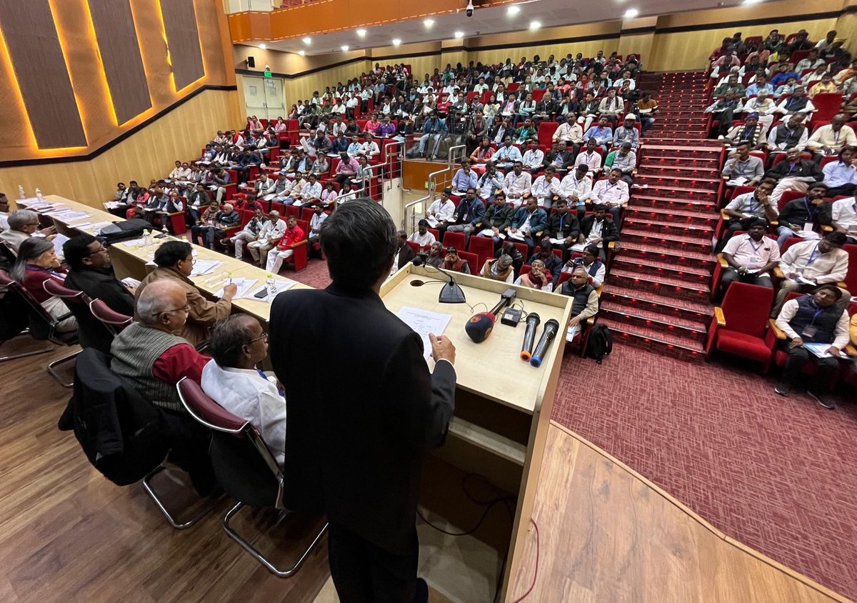 cpimspeak's tweet photo. Hundreds of Adivasis from different states are in Delhi today at a convention organised by the Adivasi Adhikar Rashtriya Manch and the Centre for Adivasi Research and Development. The data presented at the convention reveals the startling exclusion of Adivasis from government jobs and the public sector. It also shows a serious dilution of the constitutional right to reservations.

Comrade Jitendra Chaudhury, Chairperson of the Manch and #CPIM Tripura State Secretary, and Comrade Pulin Baske, National Convenor of the Manch, addressed the inaugural session. Professor Vikas Rawal presented the report.