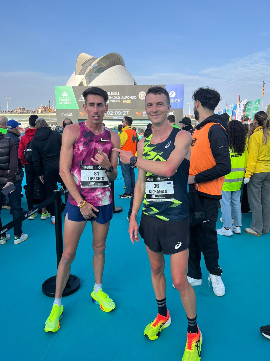 runwithcuan's tweet image. 02:08:51!!!! 

@adamlipschitz off no more than 115km a week 🤣🤣🤣🤣

So proud of you