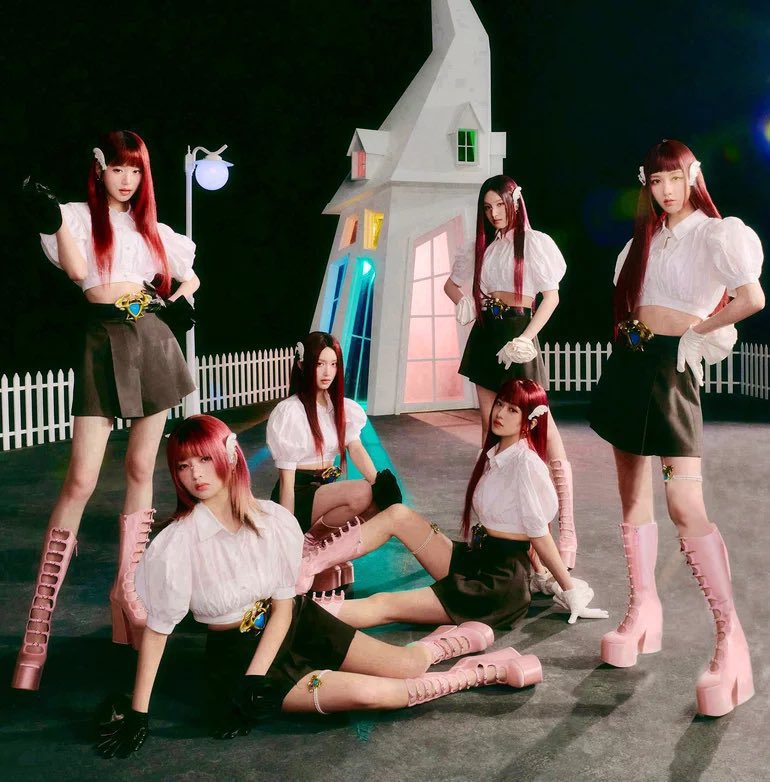 Starship Entertainment announces IVE will make their comeback in January 2025.

m.entertain.naver.com/article/009/00…