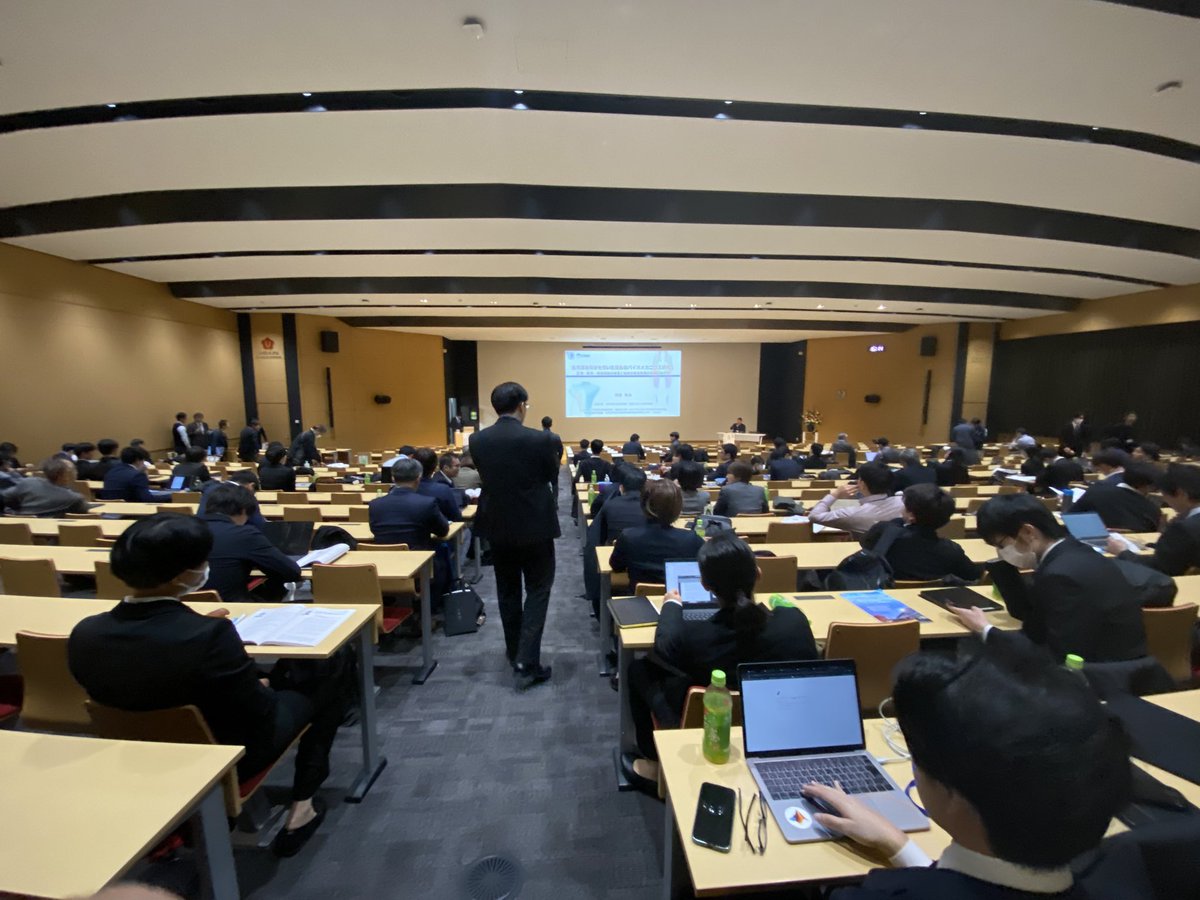 本大会最後の研究発表が始まります！

キーノート④
近田彰治「医用画像解析を用いた運動器バイオメカニクス研究：正常・疾患・再建関節の構造と機能の相互作用の理解に向けて」