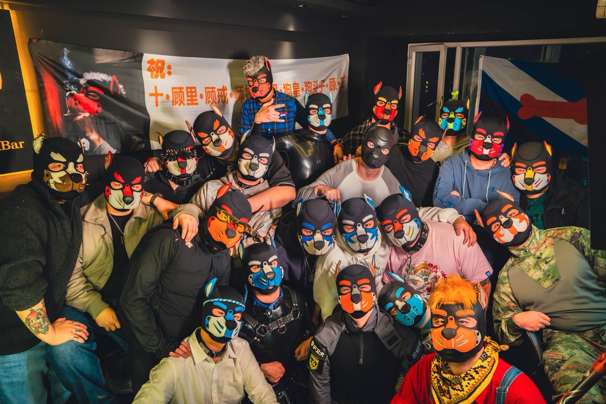 祝十戒老师生日快乐～🎂🎂🎂<a href="/X_Laws_ShiJie/">X-Laws-ShiJie</a> 感谢十戒老师强大号召力。
 📷<a href="/xiaogouzi32/">Philip叁-餐的八公</a>
 🍸<a href="/25321559Sade/">林迦💫ⓁⒾⓃⒼⒶ</a>