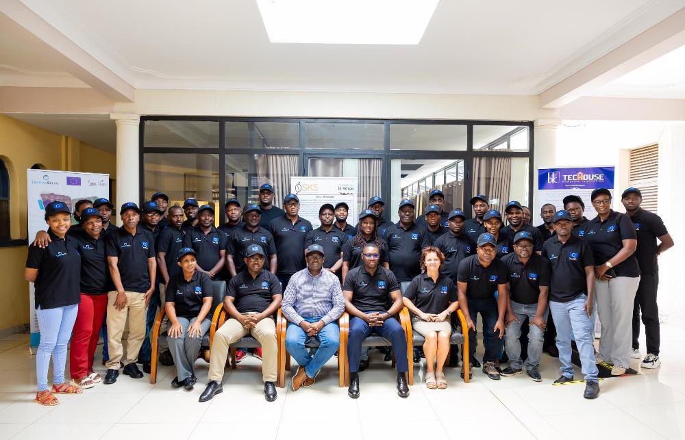 Abakozi b’uturere twose 28 bashinzwe ibihingwa ngengabukungu birimo na kawa bazwi nka ‘cash crops officers’, basoje amahugurwa y’iminsi itanu yateguwe TechnoServe, ku bufatanye na BK TechHouse na NAEB.

mobile.igihe.com/amakuru/u-rwan…