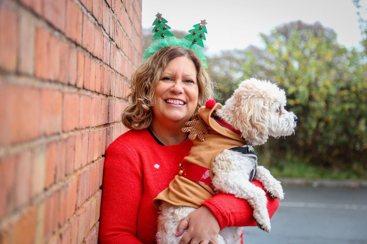 Donna Alos (@donnaalosradio) on Twitter photo Still time to register for the Xmas dog parade <a href="/thevalley_eve/">The Valley</a> today! Can’t wait to see all the festive pooches! Still time to register for the Xmas dog parade <a href="/thevalley_eve/">The Valley</a> today! Can’t wait to see all the festive pooches!