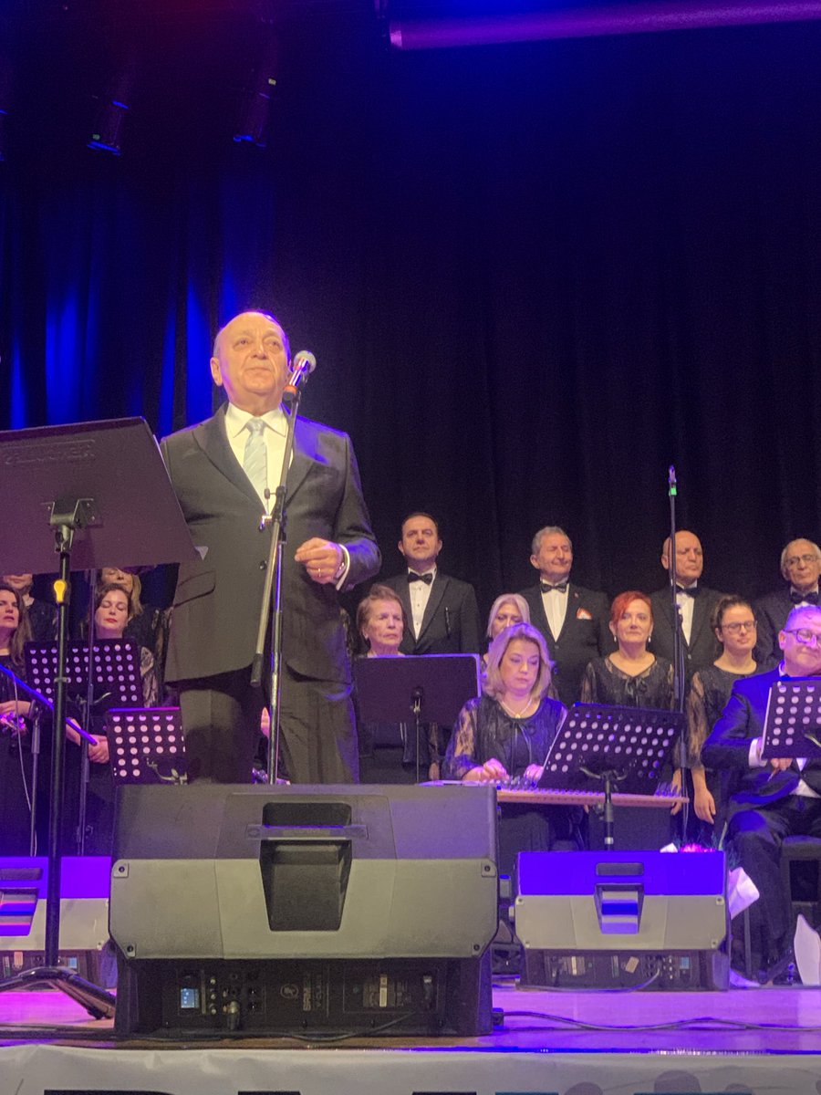 drgoktanay's tweet photo. #31İstanbulTürkMüziğiFestivali açılış konseri sıcak, samimi ve kalabalık bir protokol katılımı ile yapıldı. Kaymakam ⁦@RecaiKaral⁩’a, @bkrbld⁩ Başk. Yard. Ali Rıza Akyüz ve Ödül sahibi Sn. @profKural’ın DR. Dostlarına katılımları için teşekkür ederiz. #MÜZDAK https://t.co/WV4hx5YI00
