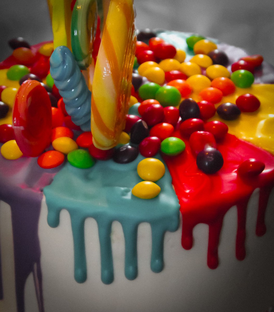 KWPhotos24's tweet photo. Colours of the rainbow
#cake #sweets #cakephotography #colourful #colours #cakecloseup https://t.co/GnHUpoD8a6