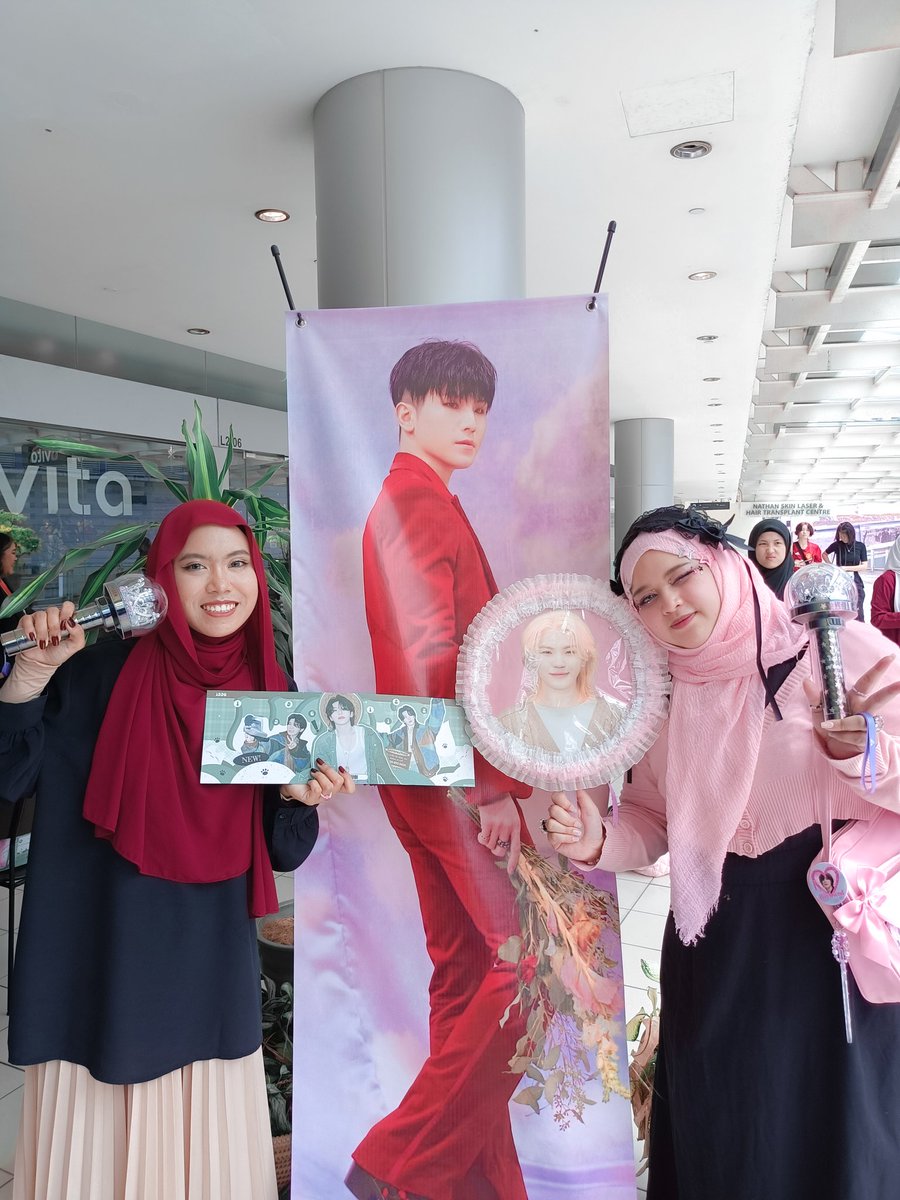 kyeomiecuties's tweet photo. Woozi dayyy 💖🖤🎀🌟 #RubyRedWoozi
Had so much fun with carat yesterday! The deco are so preetttyyyyyyyy 💖 https://t.co/Hdu6hEZ9yc