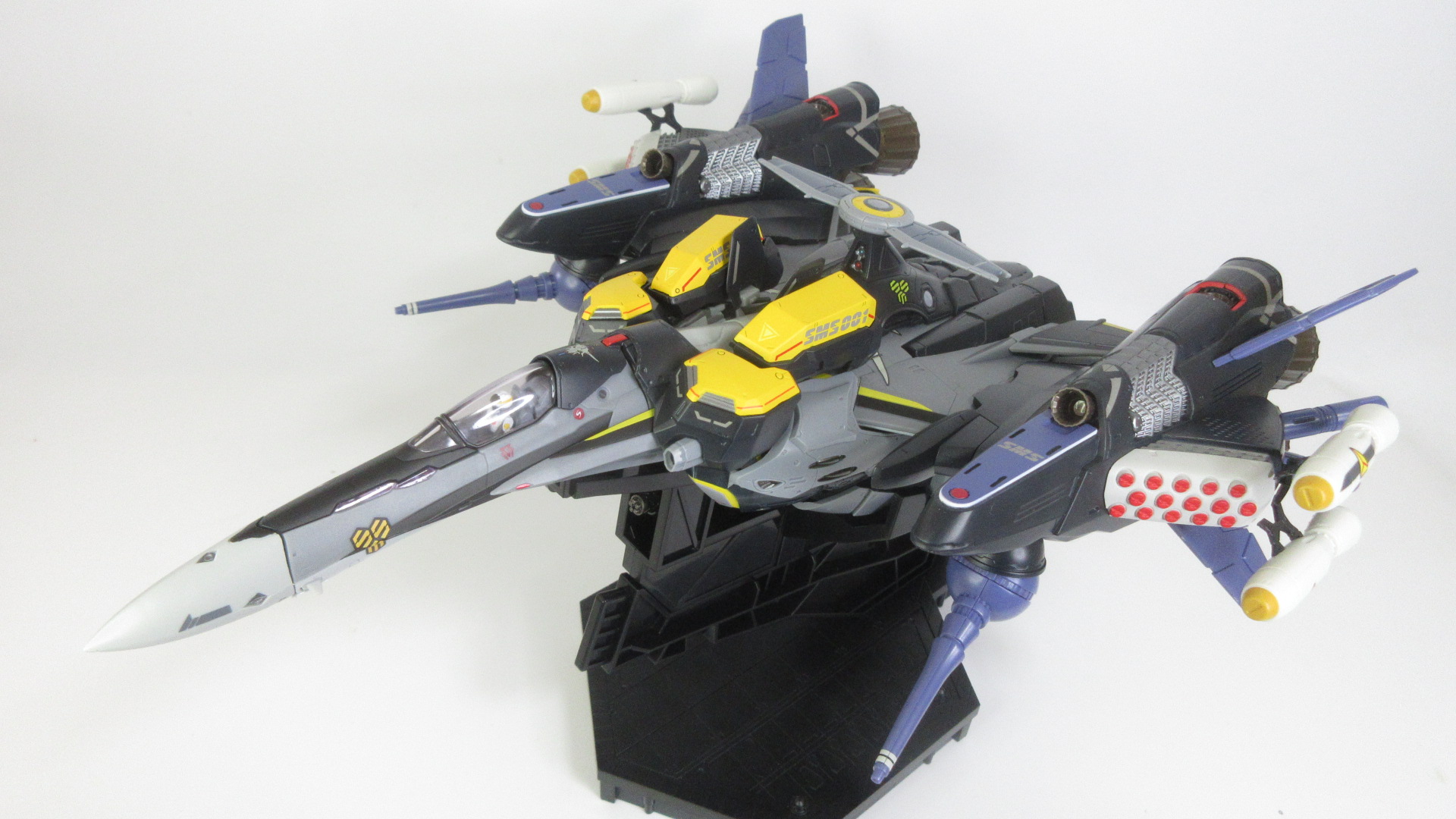 DX超合金 VF-25S アーマードメサイアバルキリー (リバイバルVer) 1457807.jpg