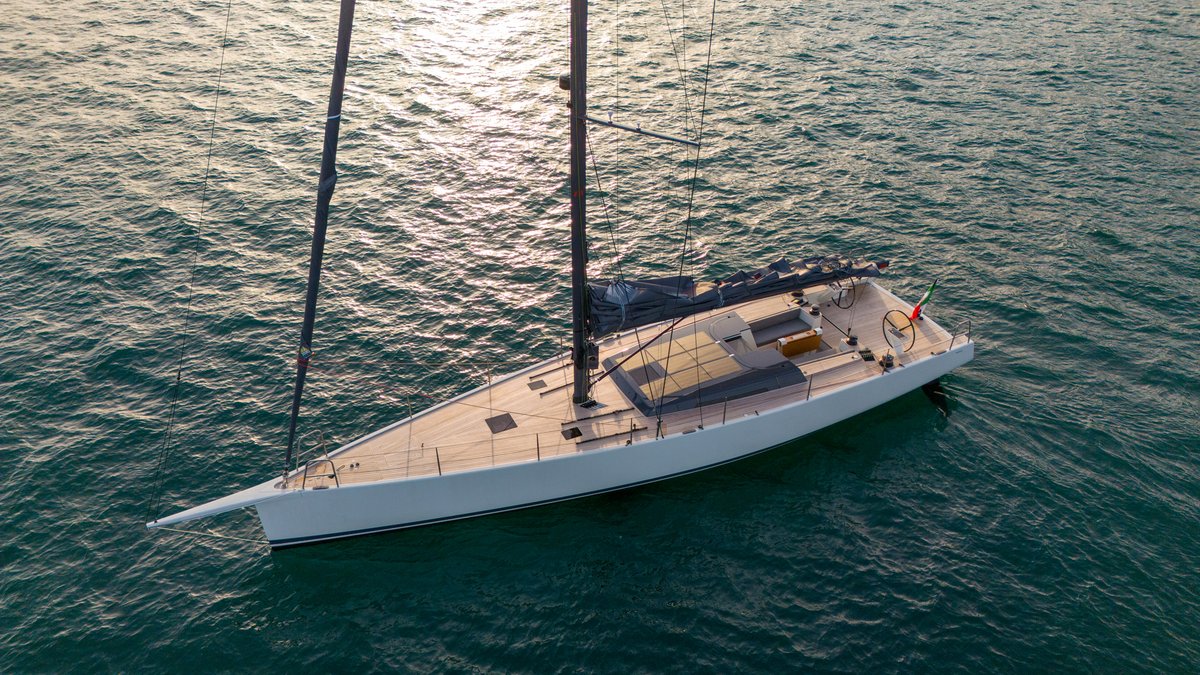 Oceanvolt_Ltd's tweet photo. Day 1. Welcome to this year’s Oceanvolt Xmas Calendar! To start, we’re featuring the stunning #MaxiDolphin MD55 "Zurbagan", a yacht that perfectly embodies sustainable innovation without compromising comfort or aesthetics.
https://t.co/bc4BLtjoyG
#Xmas #RenewableEnergy https://t.co/AtnpTOVbuQ