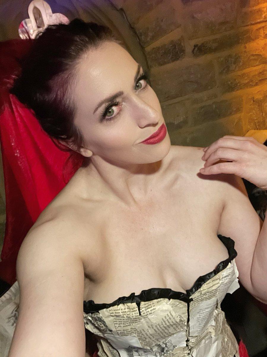 That’s my last show of 2024 done!

But don’t forget you can support me &amp; my work on <a href="/AdmireMeVIP/">AdmireMe.VIP</a> 

admireme.vip/LadyIntrepid/

Weekly uploads! So get subscribe to my #admireme