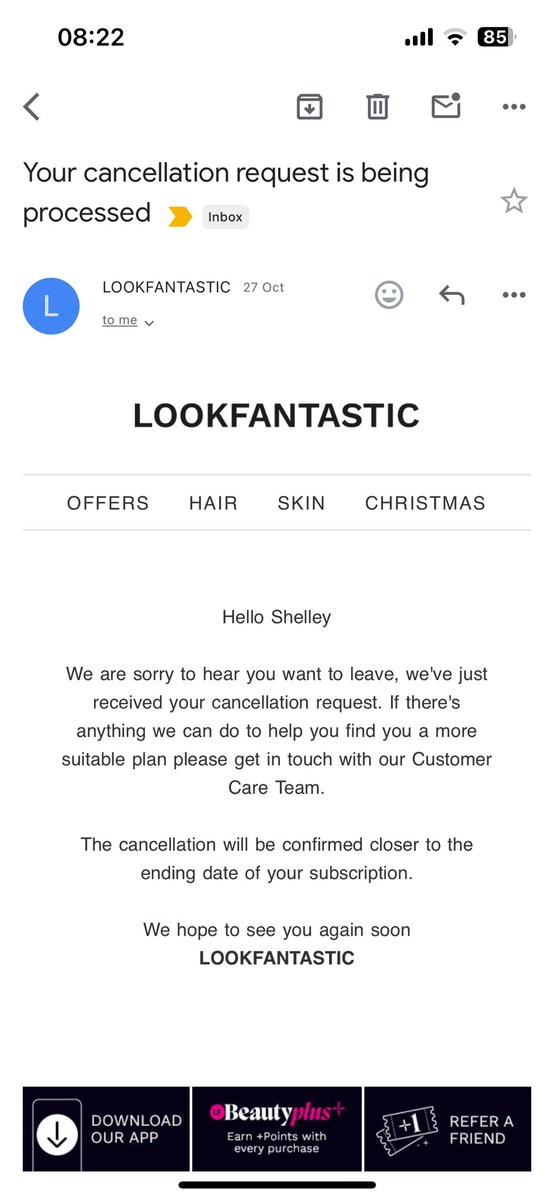 S_Townsley's tweet photo. @LookfantasticCS hi I cancelled my beauty box subscription but the payment has been took out even though I got an email to say my request for cancellation. https://t.co/dgzYZjfNyt
