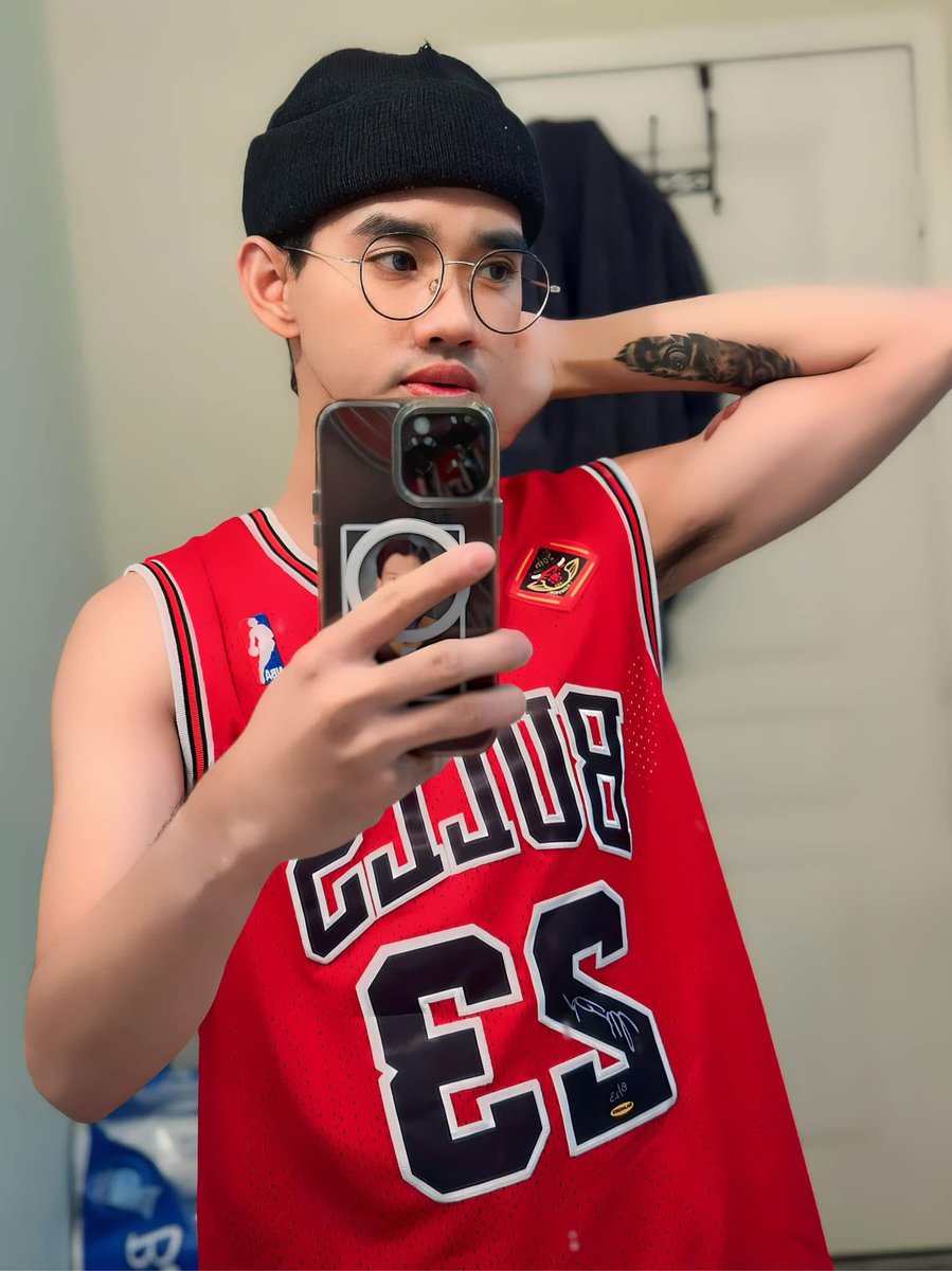 FafiGill's tweet photo. ❤️😋 https://t.co/GZPXDGev2l