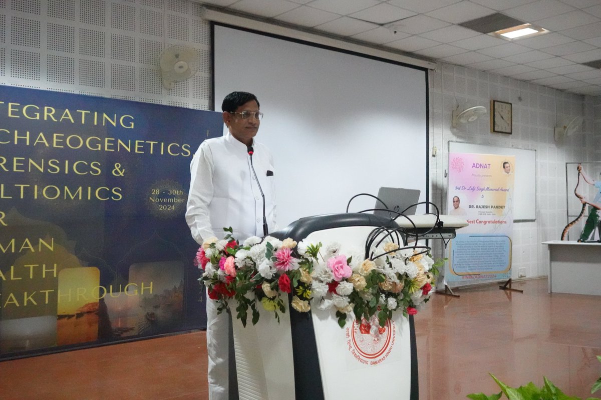 bhupro's tweet photo. The event featured talks by eminent scientists &amp; experts from India &amp; abroad including Dr. Bruce Whitelaw, Director, The Roslin institute, Prof. George van Driem, Prof. B.V. Sharma, Director, Anthropological Survey of India, and Prof. P K Patra, VC, AYUSH University among others. https://t.co/uXo31WA4o4