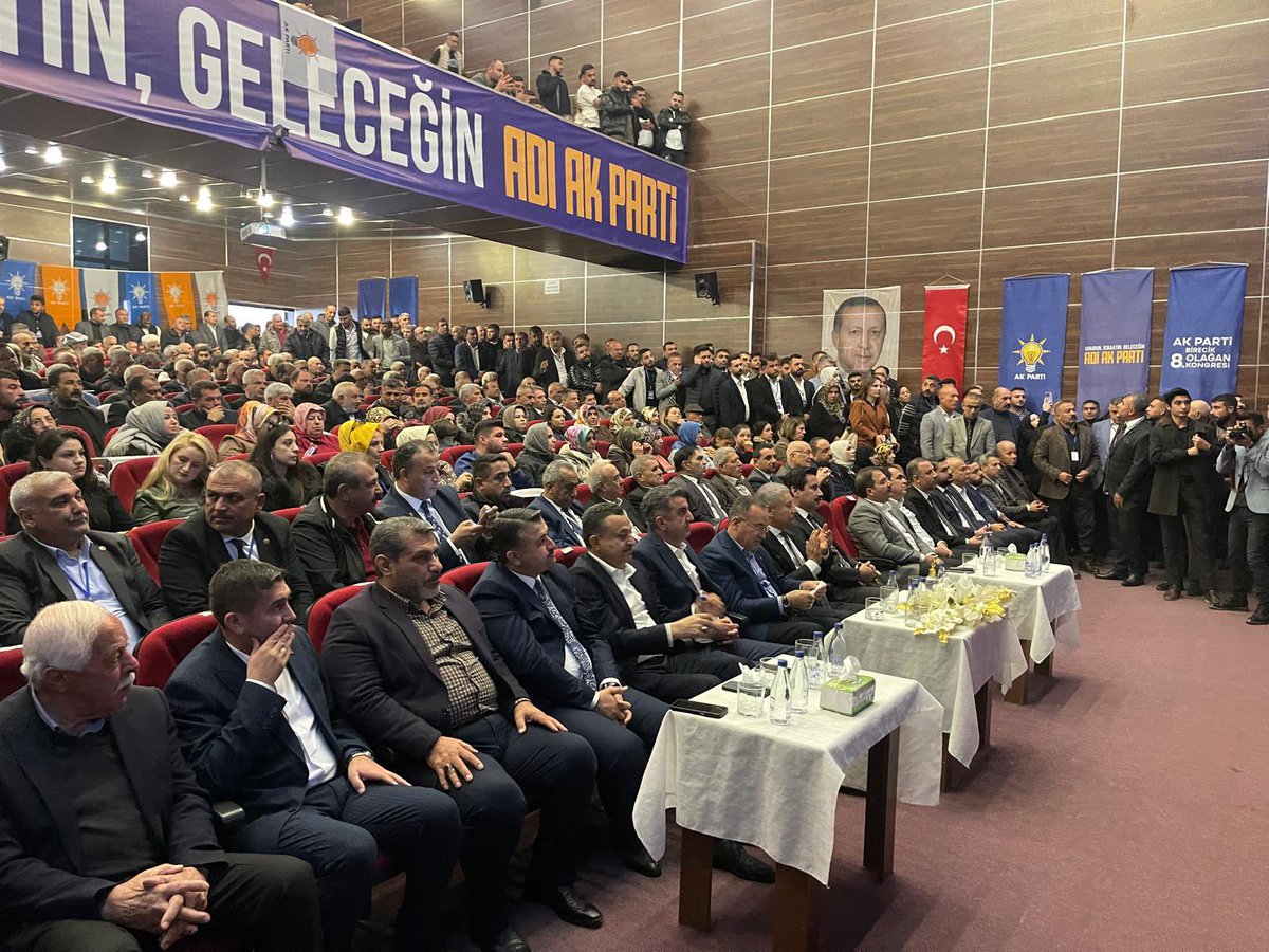 Mehmet İlhami GÜNBEGİ (@milhamigunbegi) on Twitter photo Umudun, İcraatın, Geleceğin Adı AK Parti...
📍AK Parti Birecik 8. Olağan Kongresi
TBMM Başkanvekilimiz <a href="/bybekirbozdag/">Bekir Bozdağ</a>, Milletvekillerimiz, MKYK Üyemiz, belediye başkanlarımız, kutlu davamıza gönül veren hemşehrilerimiz ve teşkilat mensubu kardeşlerimizle birlikte Birecik Umudun, İcraatın, Geleceğin Adı AK Parti...
📍AK Parti Birecik 8. Olağan Kongresi
TBMM Başkanvekilimiz <a href="/bybekirbozdag/">Bekir Bozdağ</a>, Milletvekillerimiz, MKYK Üyemiz, belediye başkanlarımız, kutlu davamıza gönül veren hemşehrilerimiz ve teşkilat mensubu kardeşlerimizle birlikte Birecik