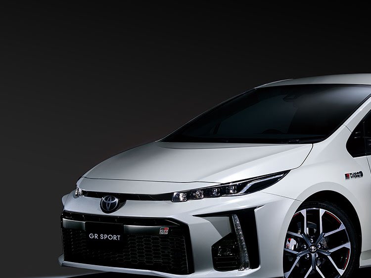 OGO130's tweet image. 今日カレンダーを見て気づいたんだが、納車して5年か🚗
飽き性の俺がよくまあ5年も大事に乗ってるものだ。
#GR SPORTS
#プリウスPHV