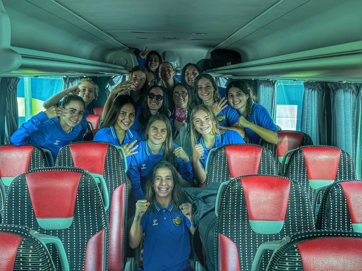 🤩🍍🚌 Seguimos en el camino del +𝟑

🖤 ¡𝐕𝐚𝐦𝐨𝐬 𝐟𝐚𝐦𝐢𝐥𝐢𝐚!