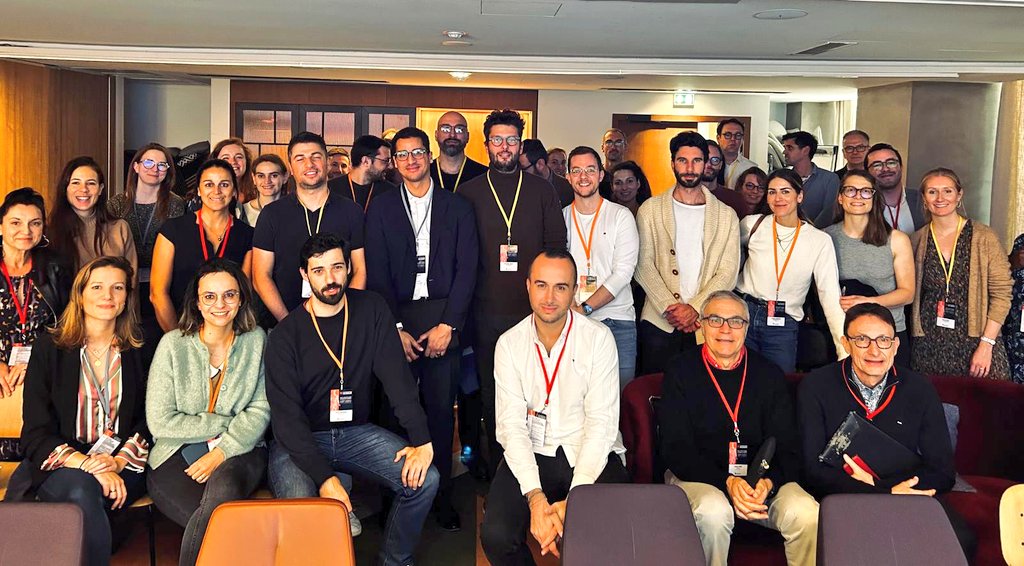 Paul Sargos (@paulsargos) on Twitter photo 🌞Une superbe édition des RR 2024 avec un groupe dynamique d'oncologues, urologues et radiothérapeutes.
🌞Tout sur le cancer de la prostate dans un programme interactif🤝
👉On se retrouve pour la 3e en 2025 !
<a href="/PignotG/">Pignot Géraldine</a>
<a href="/AlbertoBossial/">Alberto Bossi</a> @stephaneculine @jacquesirani <a href="/RenardPennaR/">Renard Penna</a> 🌞Une superbe édition des RR 2024 avec un groupe dynamique d'oncologues, urologues et radiothérapeutes.
🌞Tout sur le cancer de la prostate dans un programme interactif🤝
👉On se retrouve pour la 3e en 2025 !
<a href="/PignotG/">Pignot Géraldine</a>
<a href="/AlbertoBossial/">Alberto Bossi</a> @stephaneculine @jacquesirani <a href="/RenardPennaR/">Renard Penna</a>
