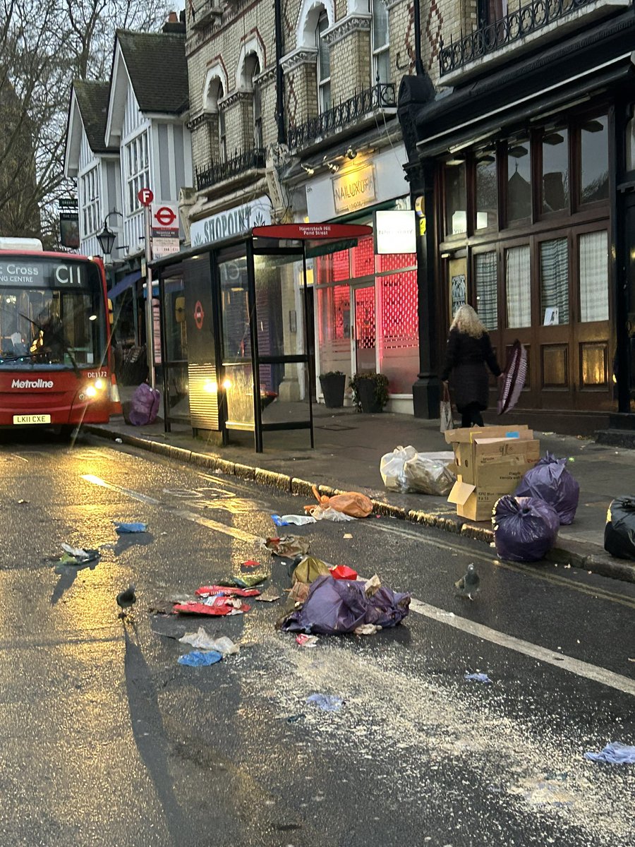 Clean London’s Dump tweet media