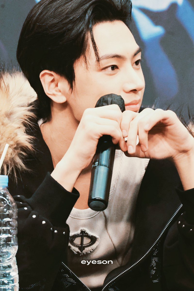 myeyesonjay's tweet image. 241201 알라딘
🥔
#제이 #JAY #ジェイ #ENHYPEN_JAY #박종성 #종성 
#ENHYPEN #엔하이픈 #エンハイプン